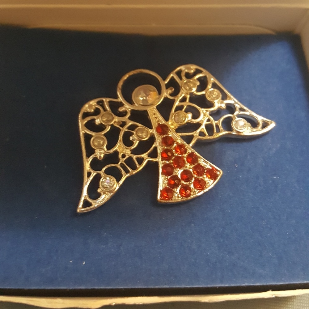 Avon Angel pin